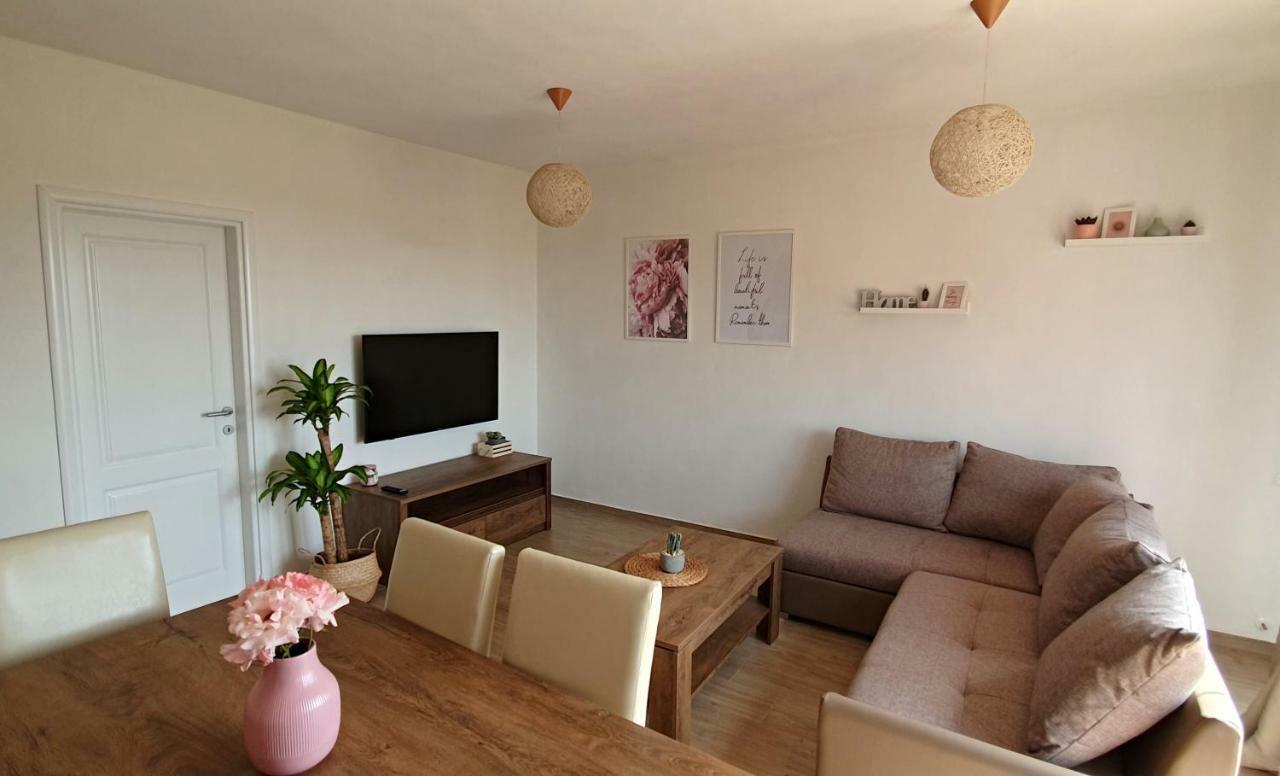 Apartment Sole Umag Exterior photo